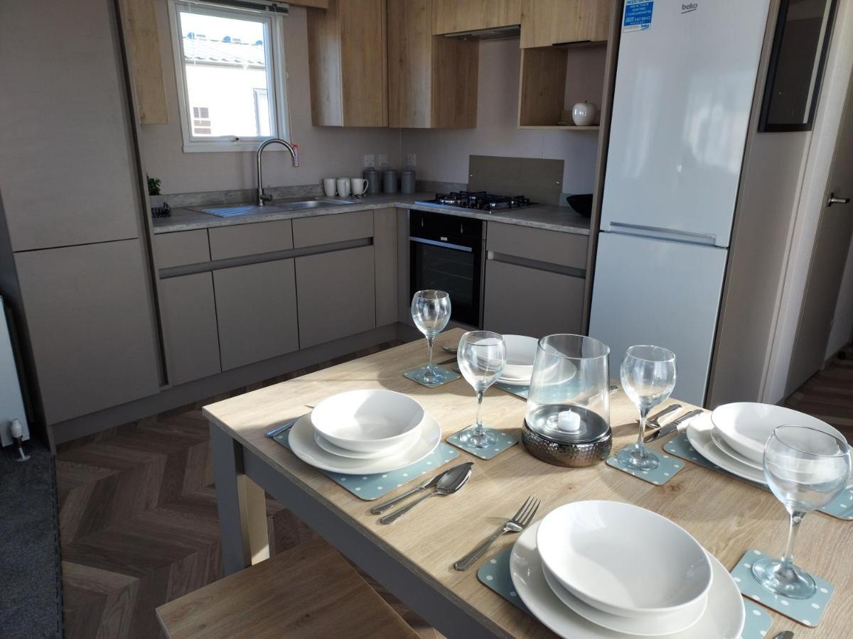 Hoburne Bashley Self-Catering Holiday Home New Milton Dış mekan fotoğraf