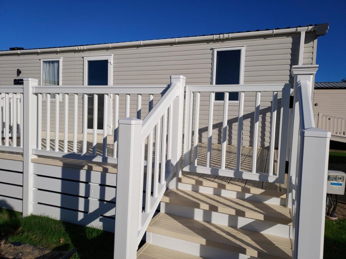 Hoburne Bashley Self-Catering Holiday Home New Milton Dış mekan fotoğraf