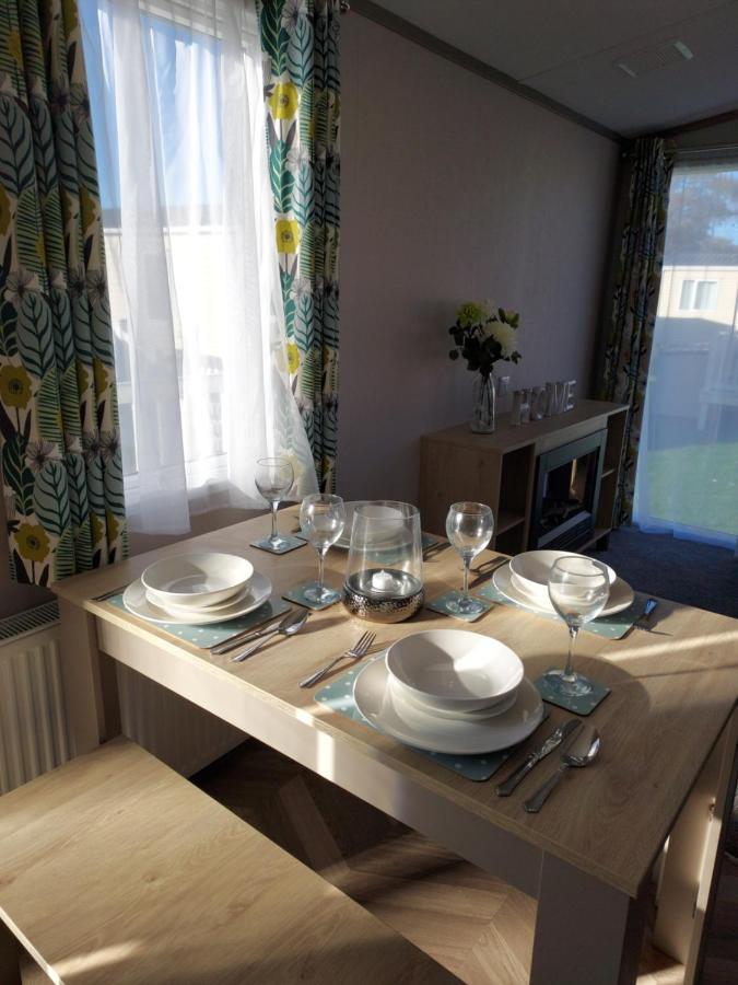 Hoburne Bashley Self-Catering Holiday Home New Milton Dış mekan fotoğraf