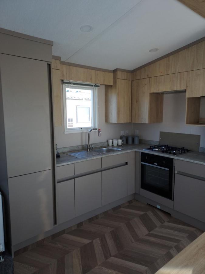 Hoburne Bashley Self-Catering Holiday Home New Milton Dış mekan fotoğraf