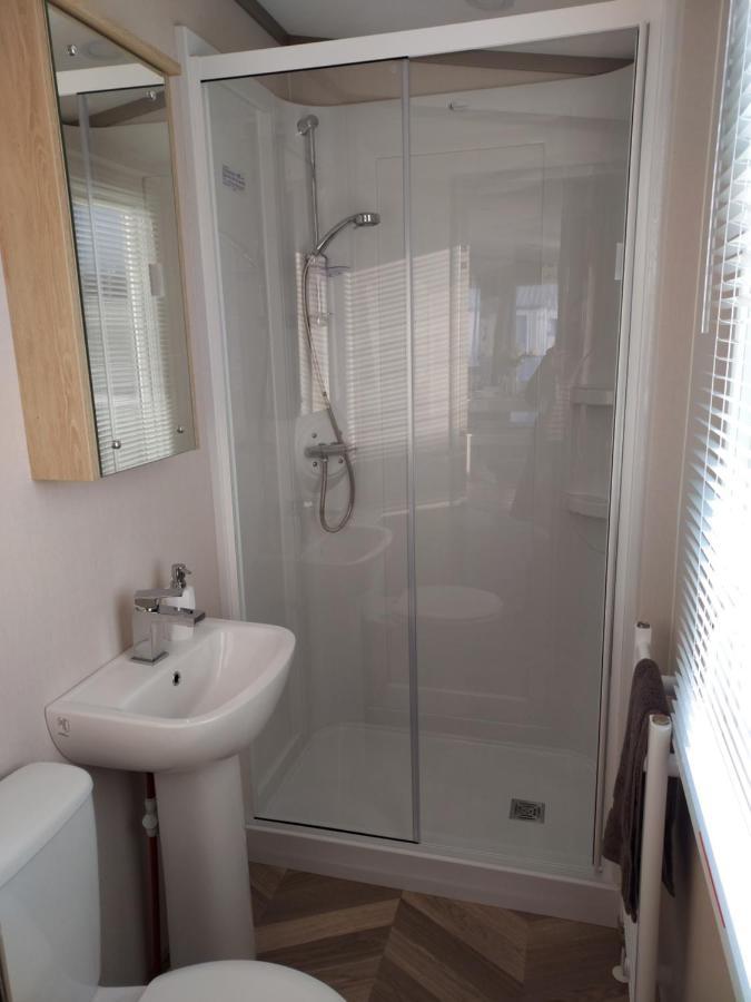 Hoburne Bashley Self-Catering Holiday Home New Milton Dış mekan fotoğraf